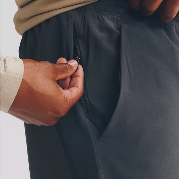 Lululemon NWT Pace Breaker 5” Linerless Shorts - Picture 6 of 6